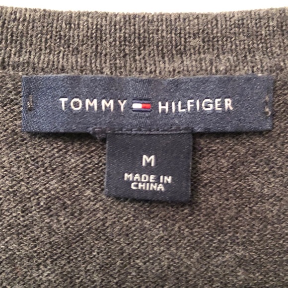 ✨3/$30✨ NWOT- TOMMY HILFIGER SWEATER W JEWELS - Picture 4 of 4